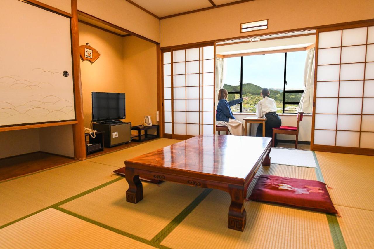 Aso Hotel Exterior photo