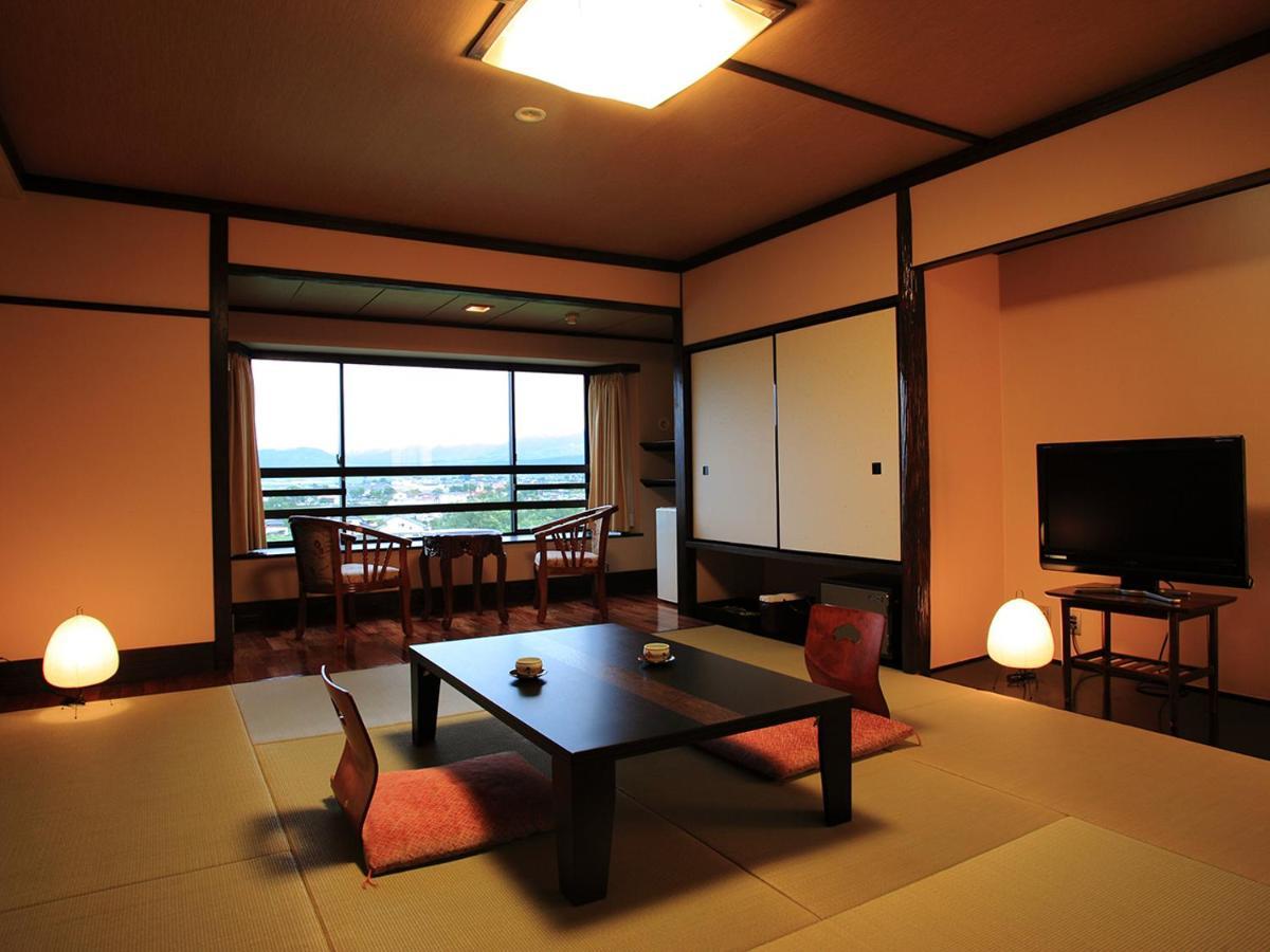 Aso Hotel Exterior photo